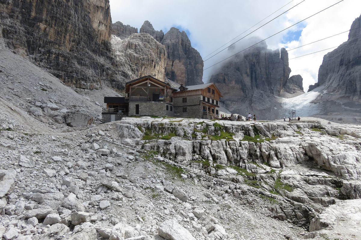 Rifugio Alimonta among rocky peaks in the Brenta Dolomites