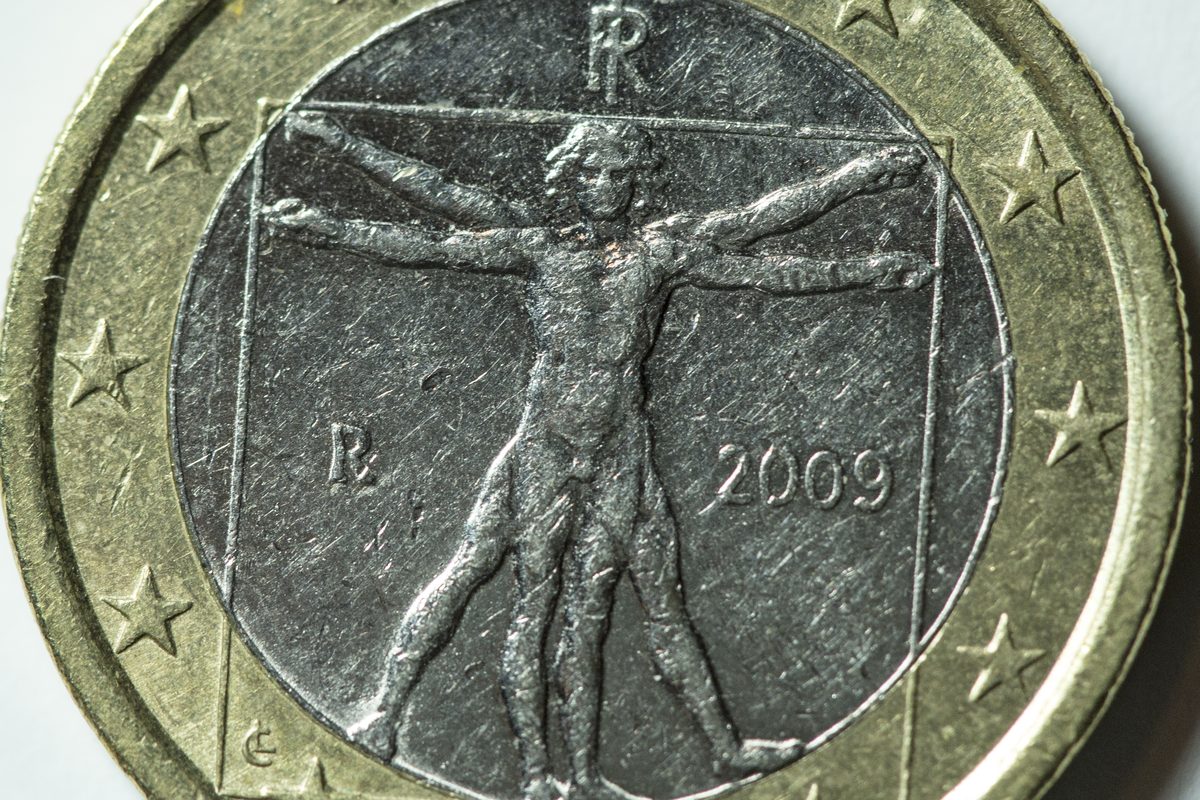 An Italian 1 euro coin showing Leonardo da Vinci's Vitruvian Man