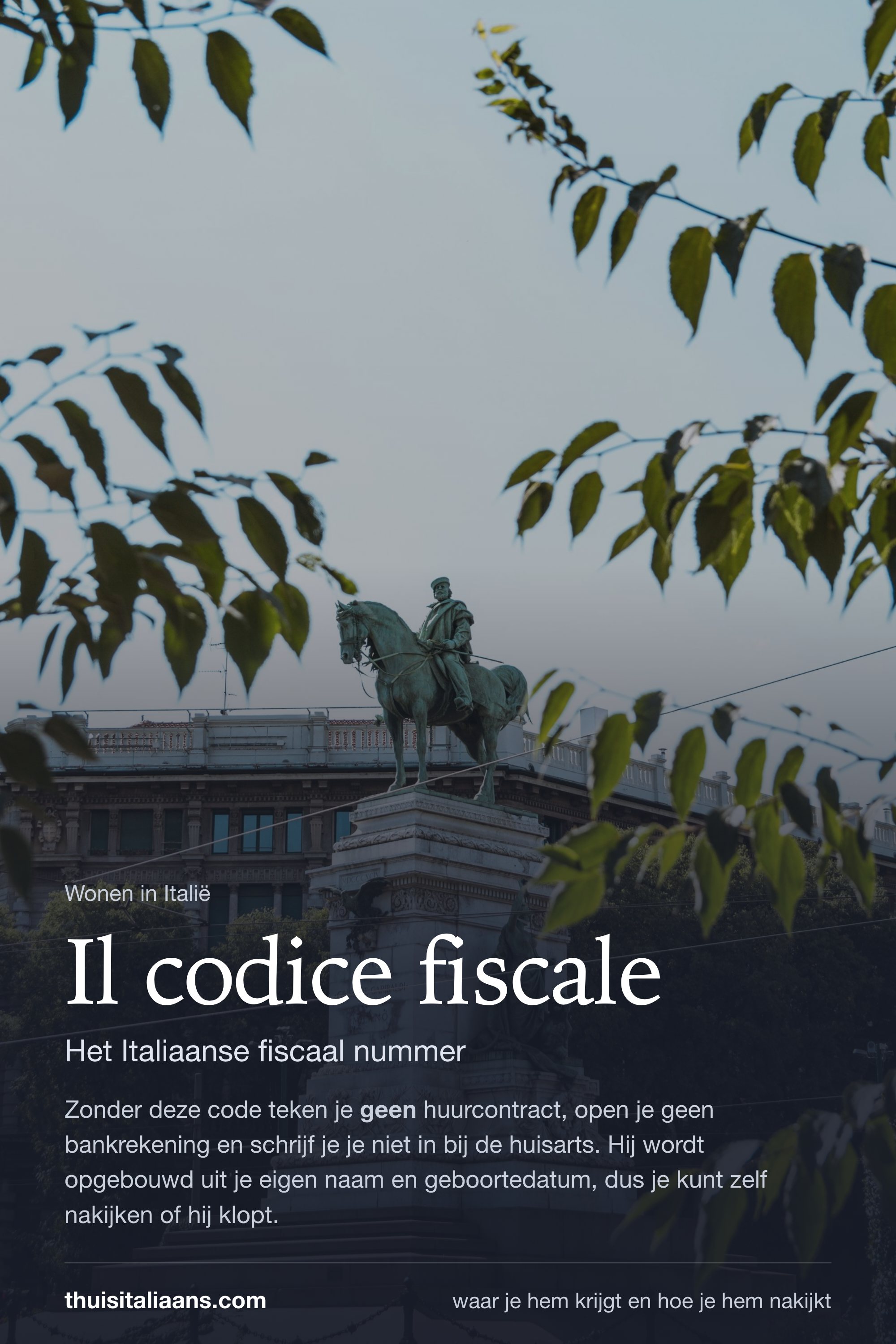 Standbeeld in Milaan met uitleg over de Italiaanse codice fiscale.