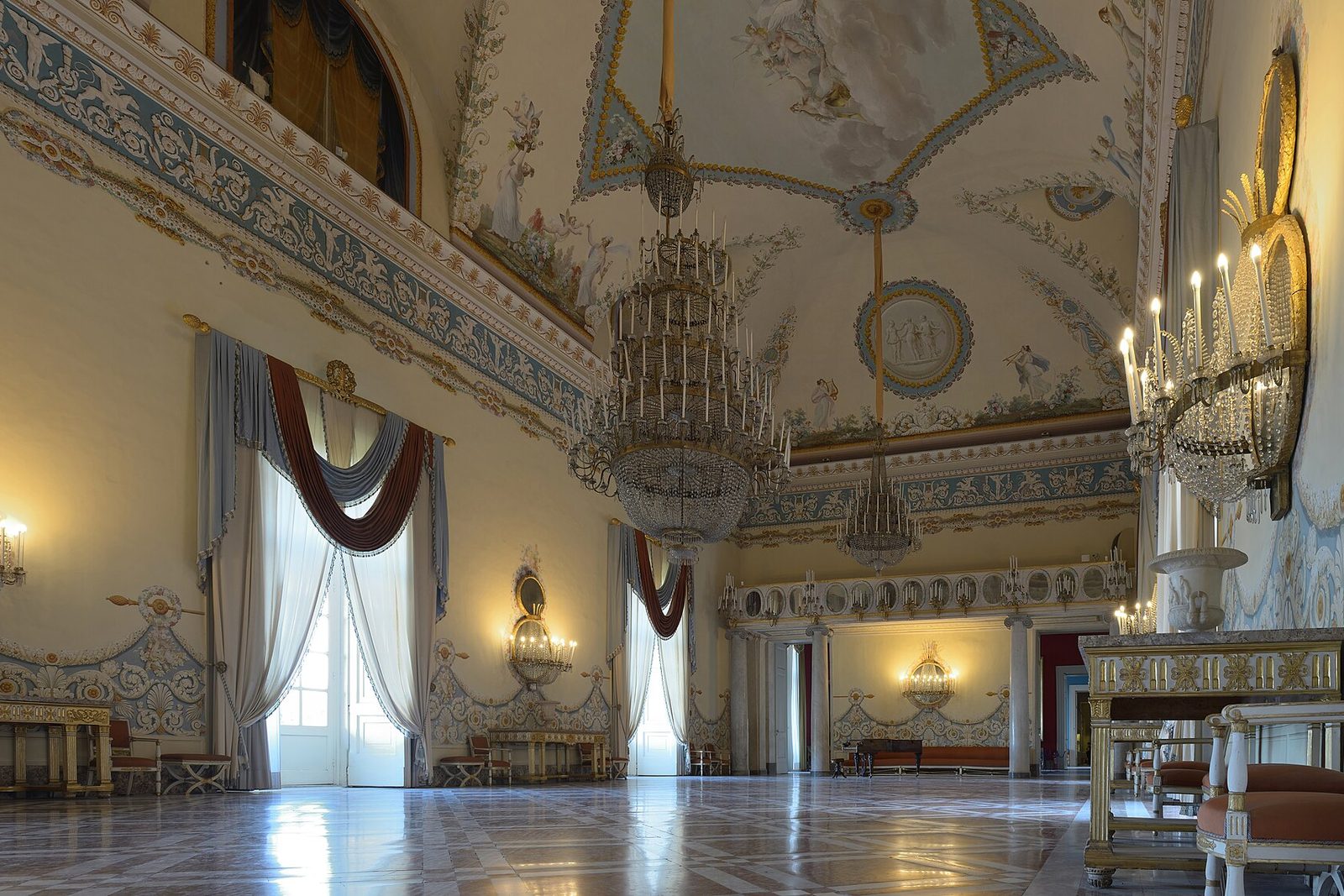 Salone delle feste nel Museo di Capodimonte a Napoli (Campania, Italia)
