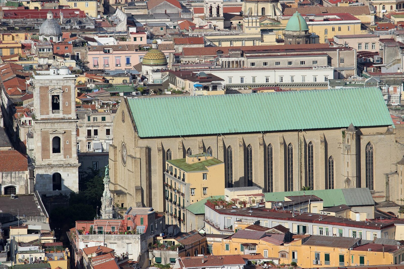 Nápoles, Santa Chiara vista desde la Certosa di San Martino, Napoli (Campania, Italia)