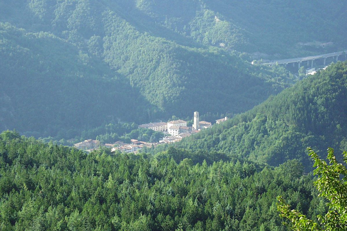 Vista dal Castello di Corzano, Bagno di Romagna (Emilia-Romagna, Italia)