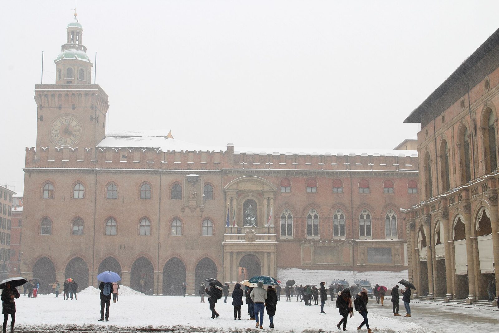 Bologna innevata nel marzo 2018 (Emilia-Romagna, Italia)
