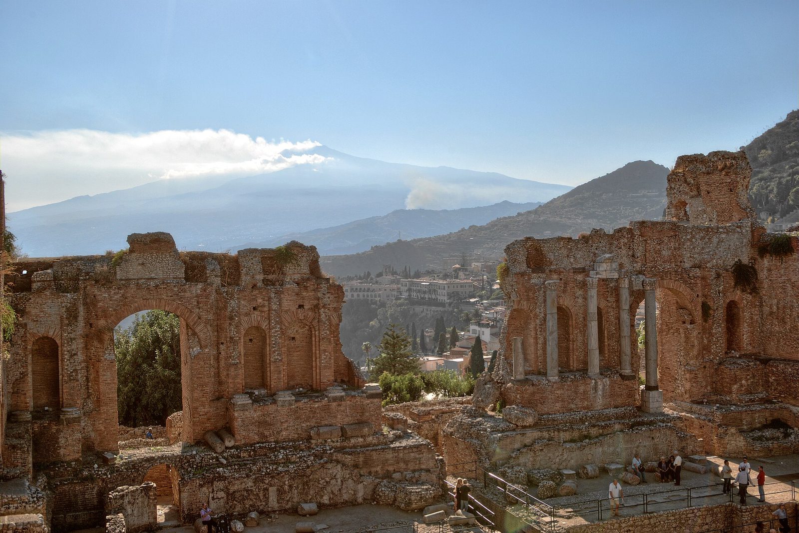 Italy, Sicily, Taormina, ancient theatre (Sicilia, Italia)