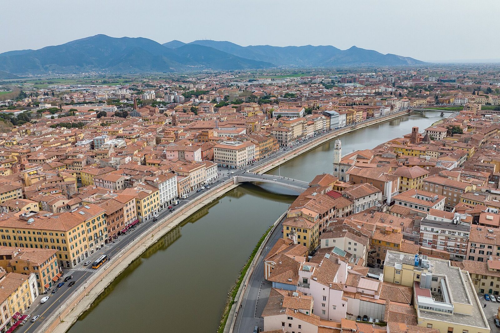 Pisa , Italy, Arno river (Toscana, Italia)