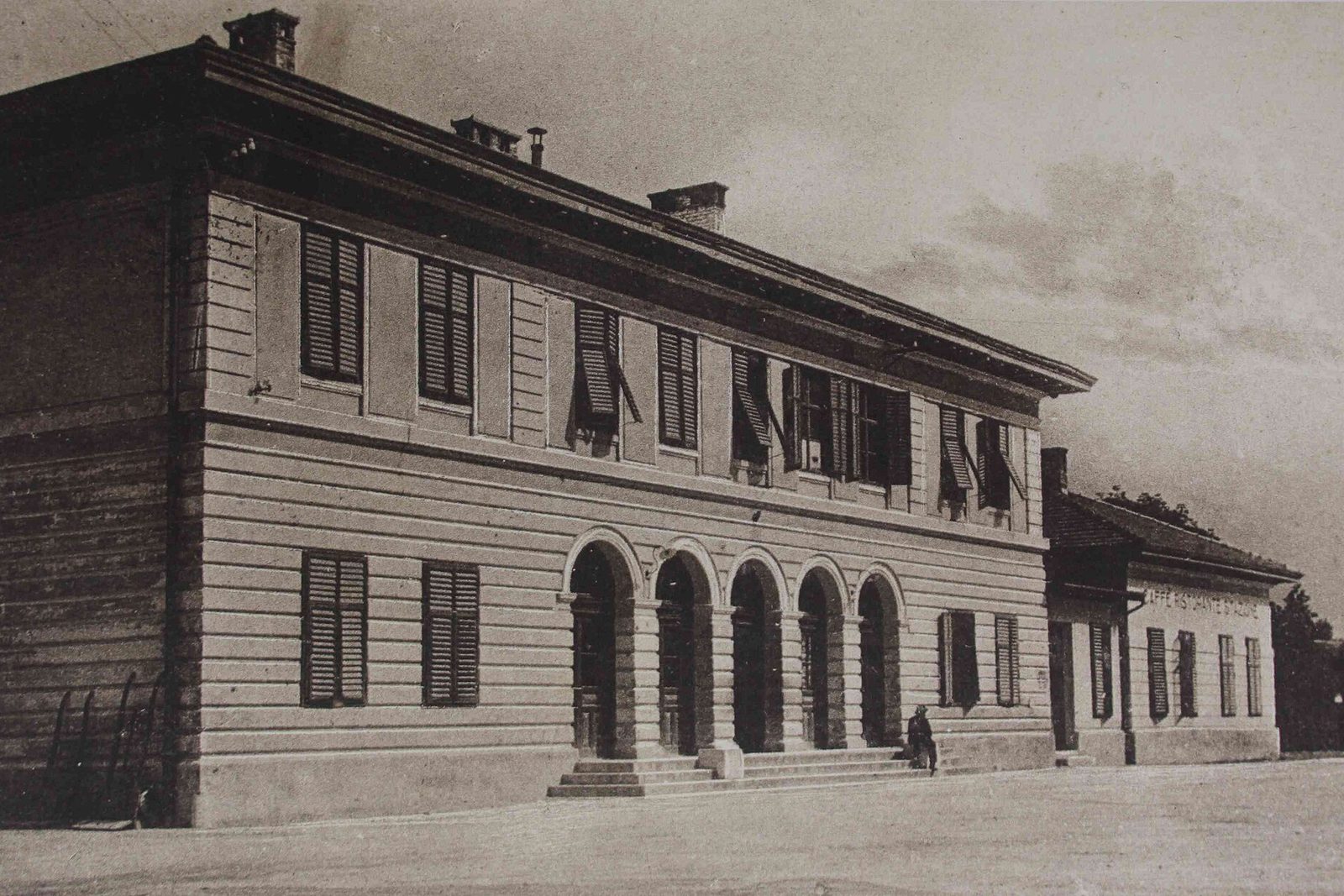 Ex stazione ferroviaria a Riva del Garda (1891) (Trentino, Italië)