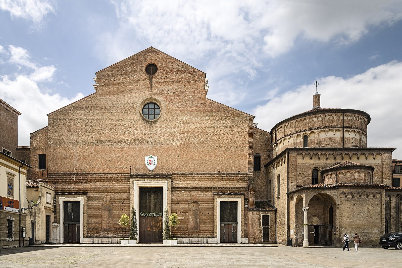Duomo di Padova - Facciata e il battistero (Veneto, Włochy)